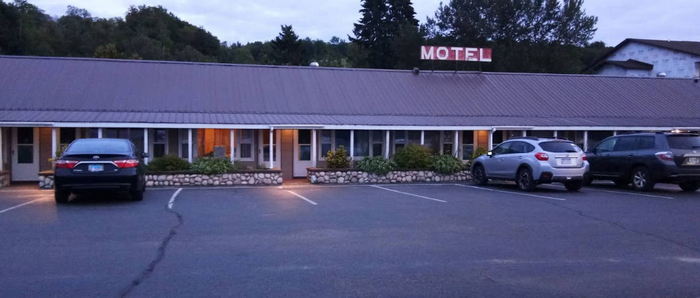 Sunset Motel - Photo From Website (newer photo)